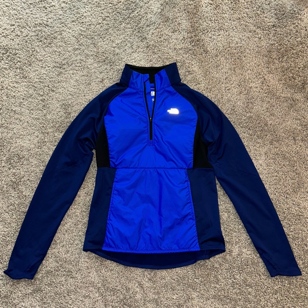LIKE NEW The North Face Women’s Winter Warm Insulated Pullover Sweater